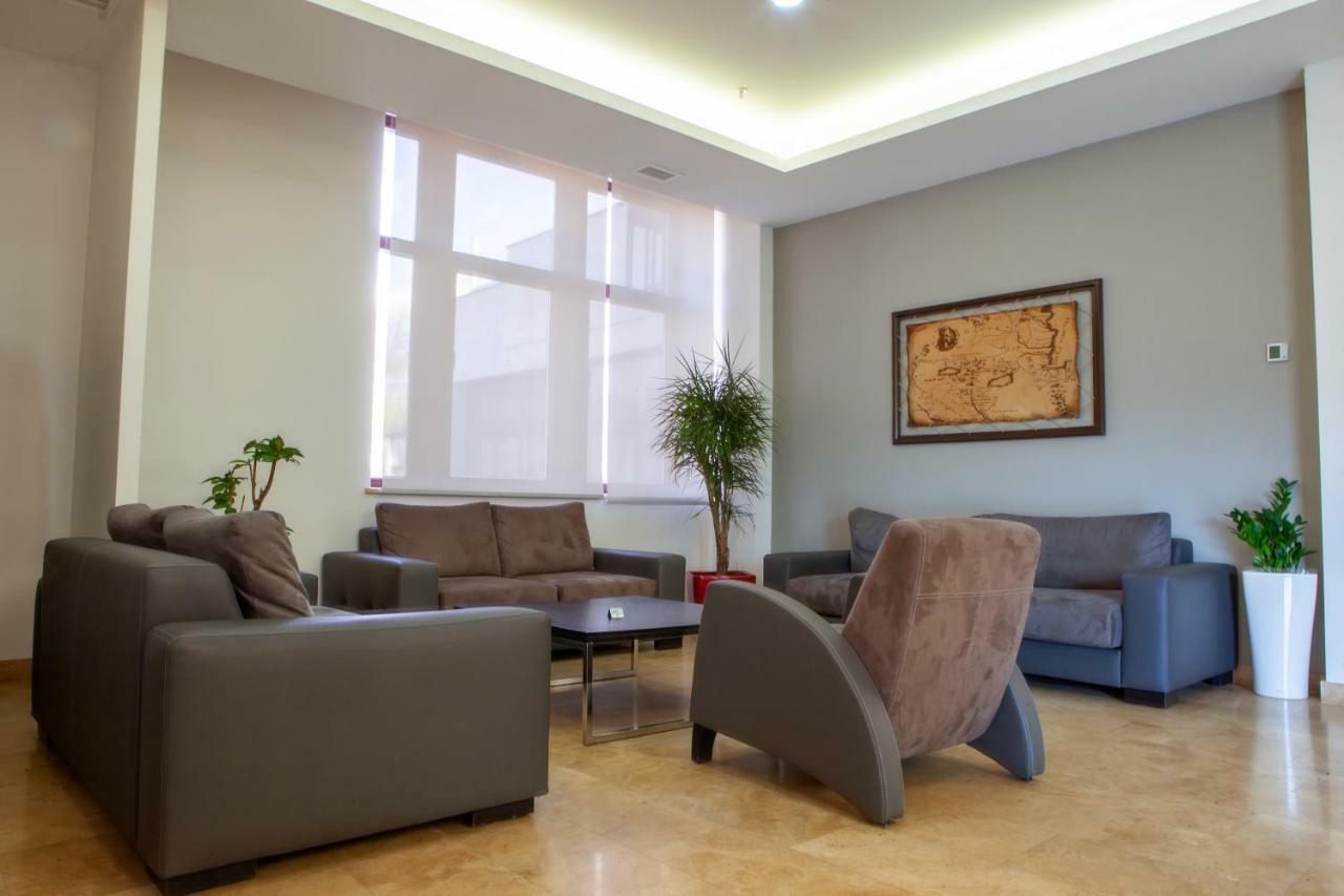 President Hotel By Hrazdan Hotel Cjsc 예레반 외부 사진